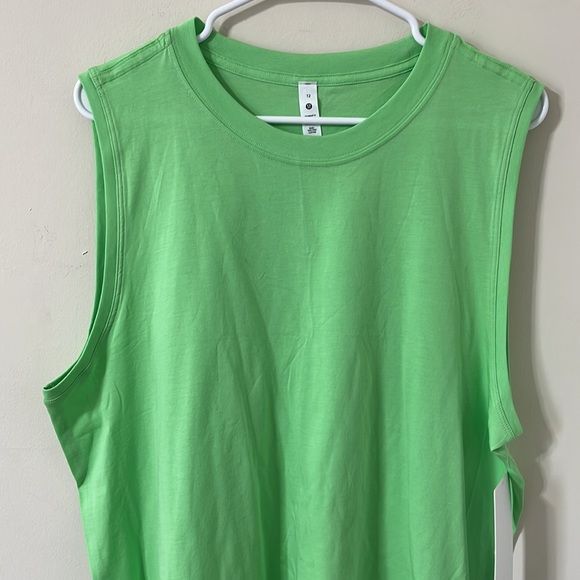 NWT Lululemon All Yours Tank Top Scream Green Light Size 12 - Picture 3 of 9
